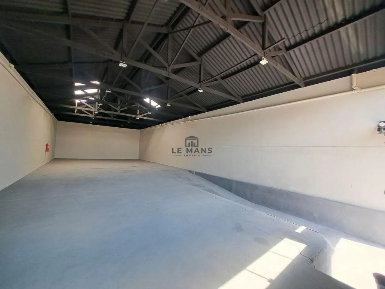 Barracão para alugar em Piracicaba, Castelinho, com 250 m² - Foto 4
