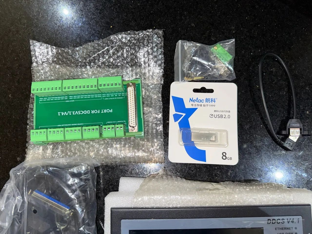 Controlador CNC DDCS V4.1 com placa de interface e acessórios - Foto 2