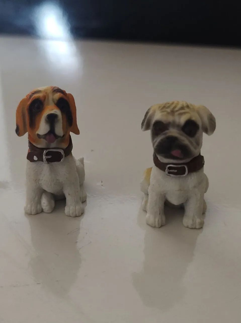 Miniaturas Cães e filhote surpresa DTC colecionáveis