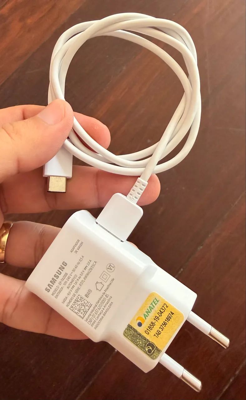 Carregador Samsung tipo C NOVINHO