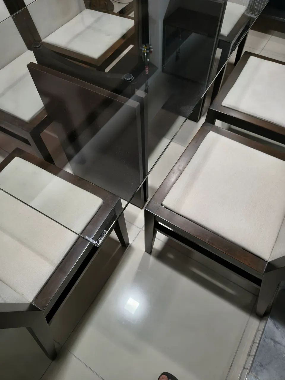 Conjunto Mesa jantar vidro e cadeiras madeira luxo - Foto 4