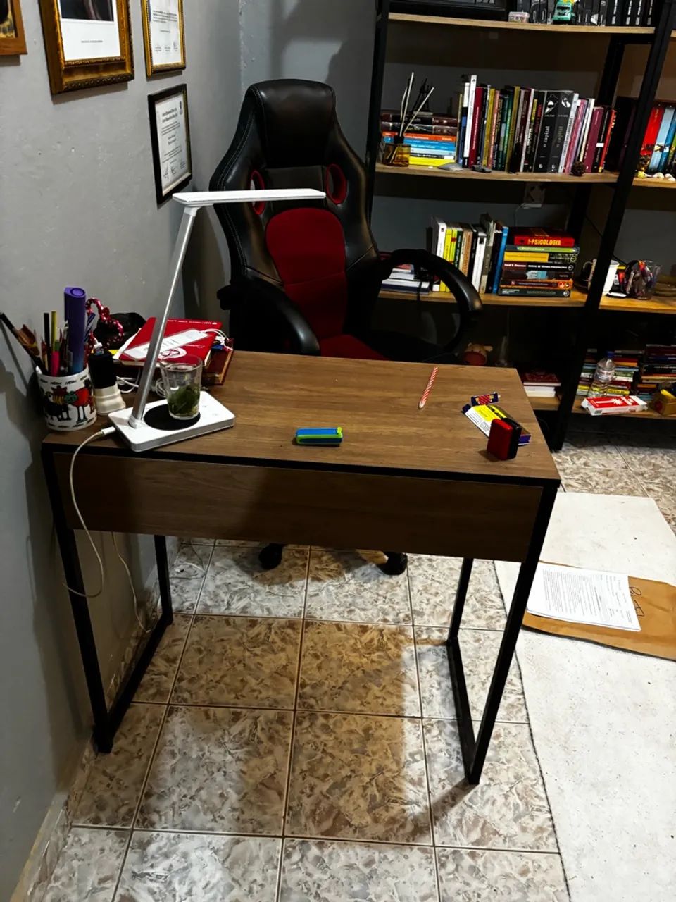 Mesa  de estudo 