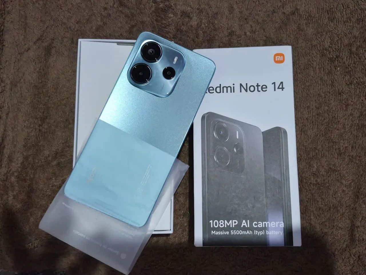 Vendo celular NOTE 14 256GB  sem nenhuma marcas de uso.