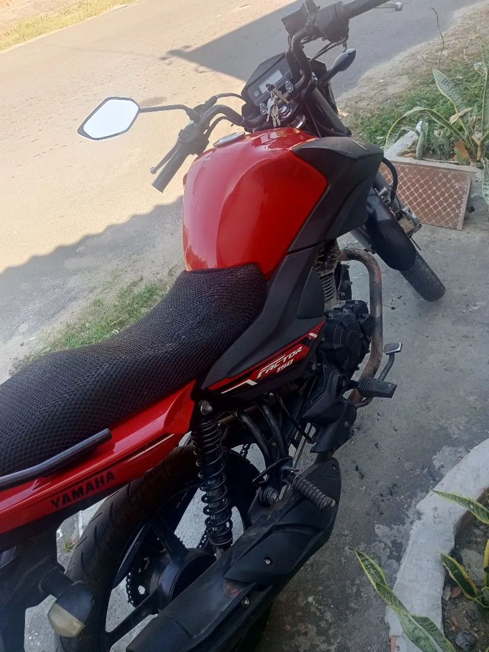 Yamaha Factor 150  - Foto 4
