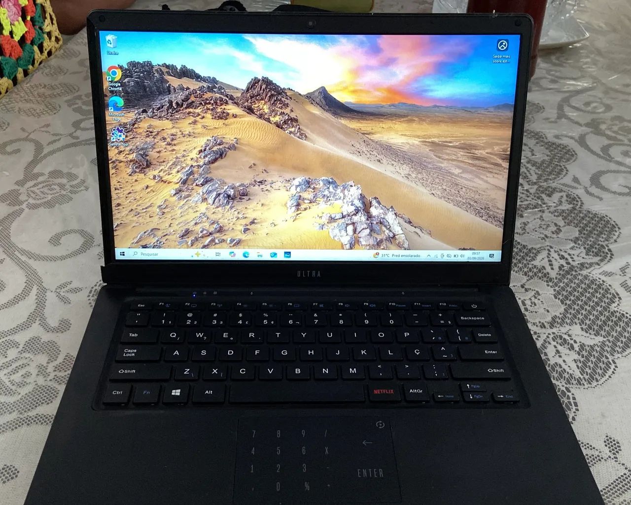 Notebook Ultra UB324 ? R$ 500 ? Funciona normalmente, com avaria - Foto 2