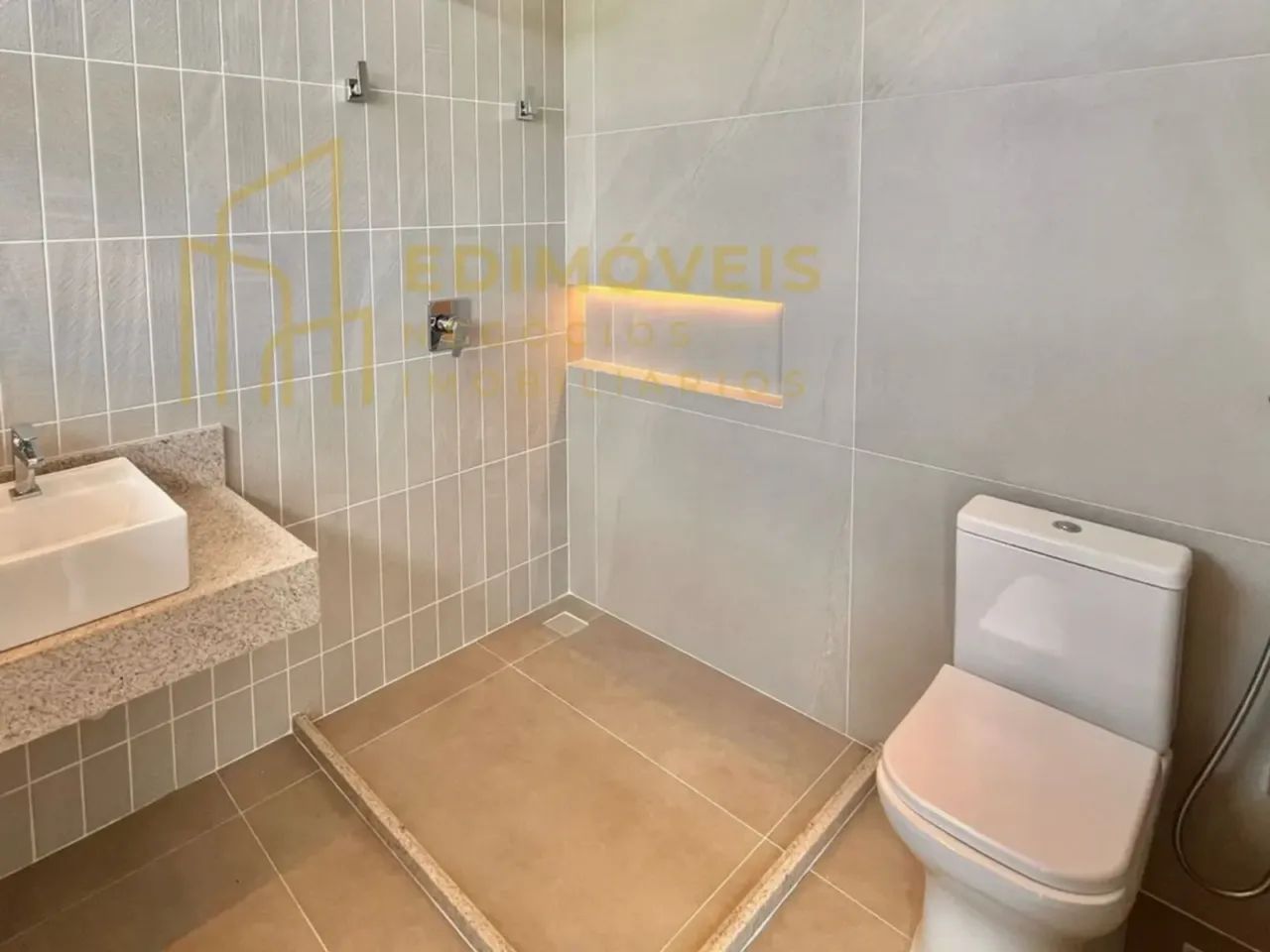 Jacuhy: Casa duplex de alto padrão com piscina e espaço gourmet! - Foto 2