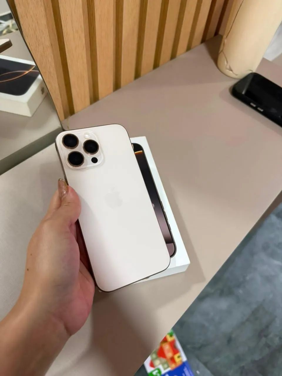 iPhone 16 pro Max  - Foto 3