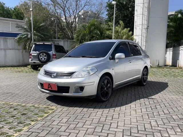 Nissan Tiida TIIDA Sedan 1.8 16V Flex Fuel 4p 2011
