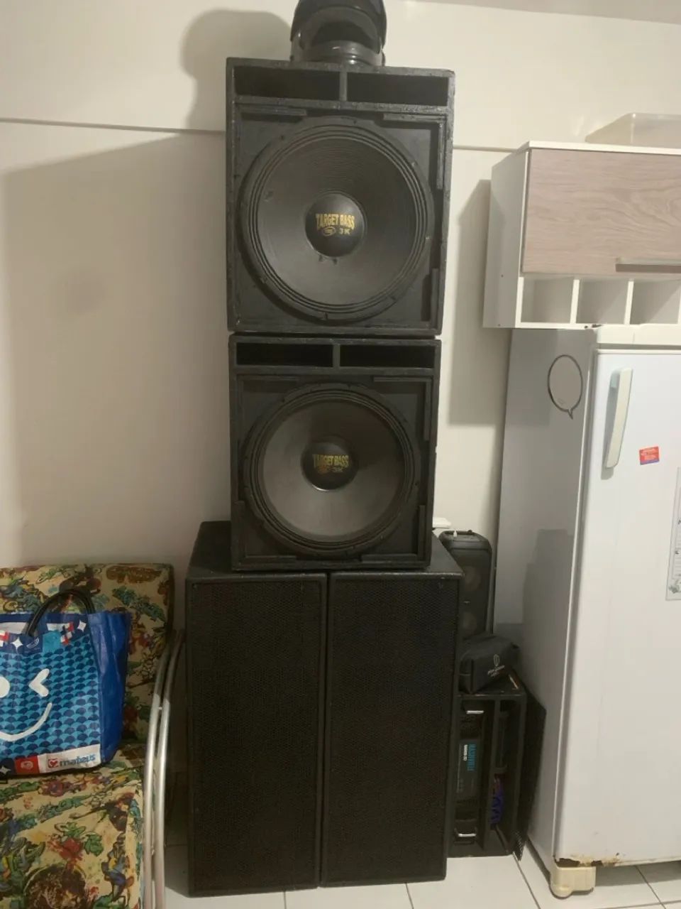 Som Passivo com Amplificadores.