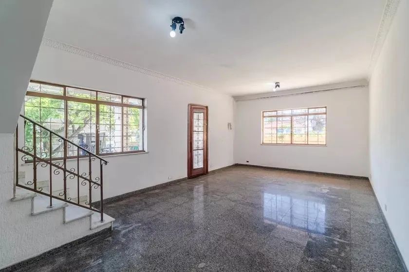 Casa à Venda - Sumaré, 3 Quartos, 220 m2