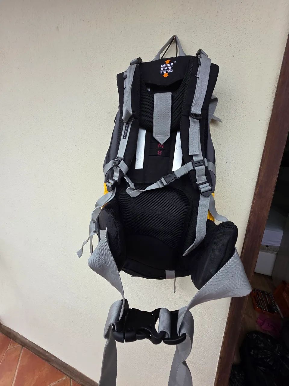 Mochila Cargueira Trilhas e Rumos Crampon Tech 77L - Estrutura de Alumínio - Foto 4