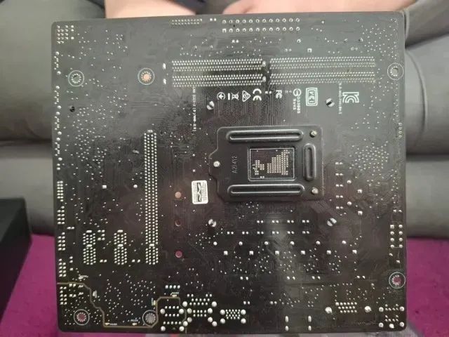 Kit Upgrade Gamer: Intel i3 10100F + GTX 1650 PNY + Placa Mãe ASUS