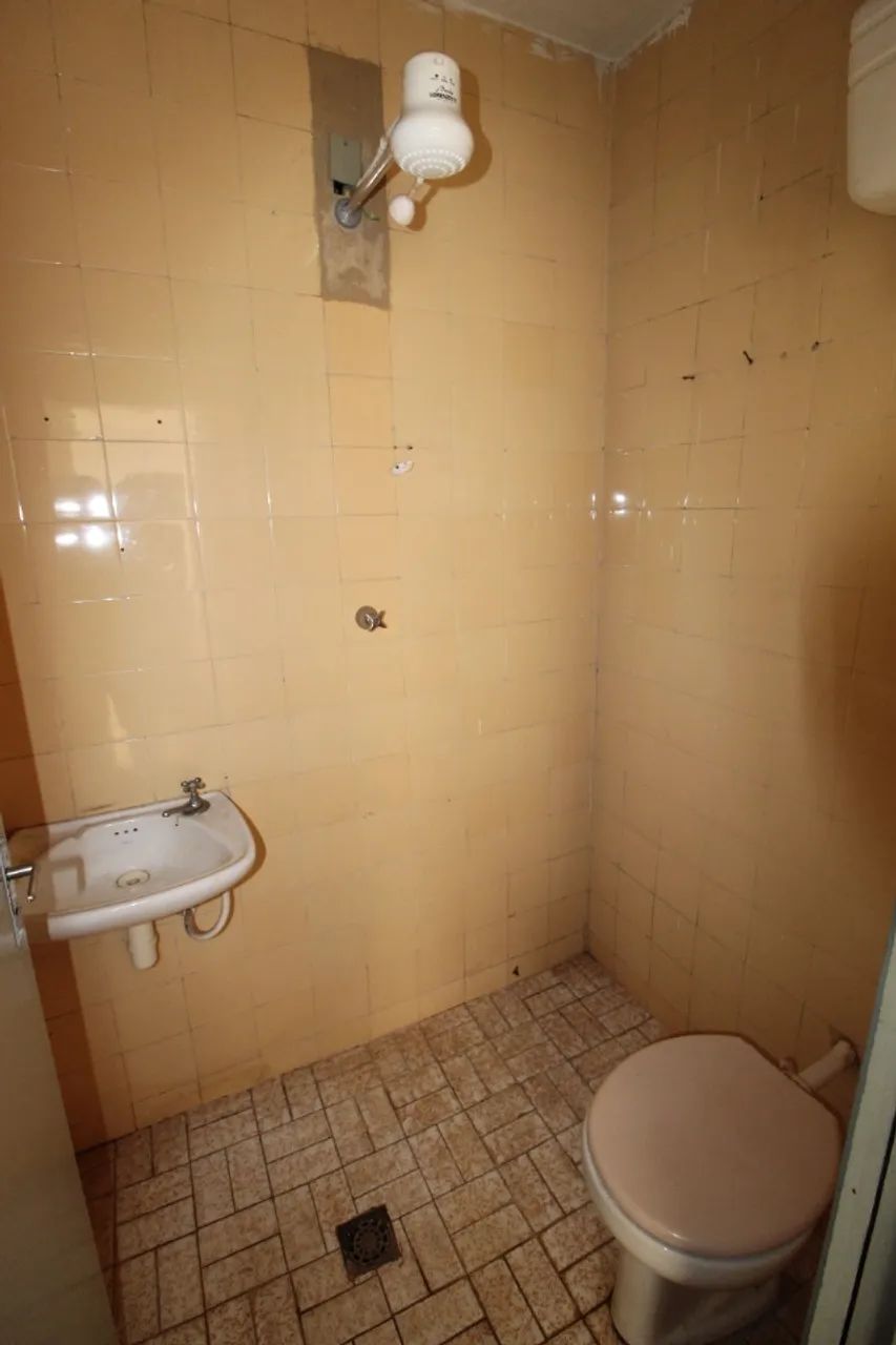 Casa/Comercio -Pirassununga/SP - 3 dormts - Av Painguás - Foto 5