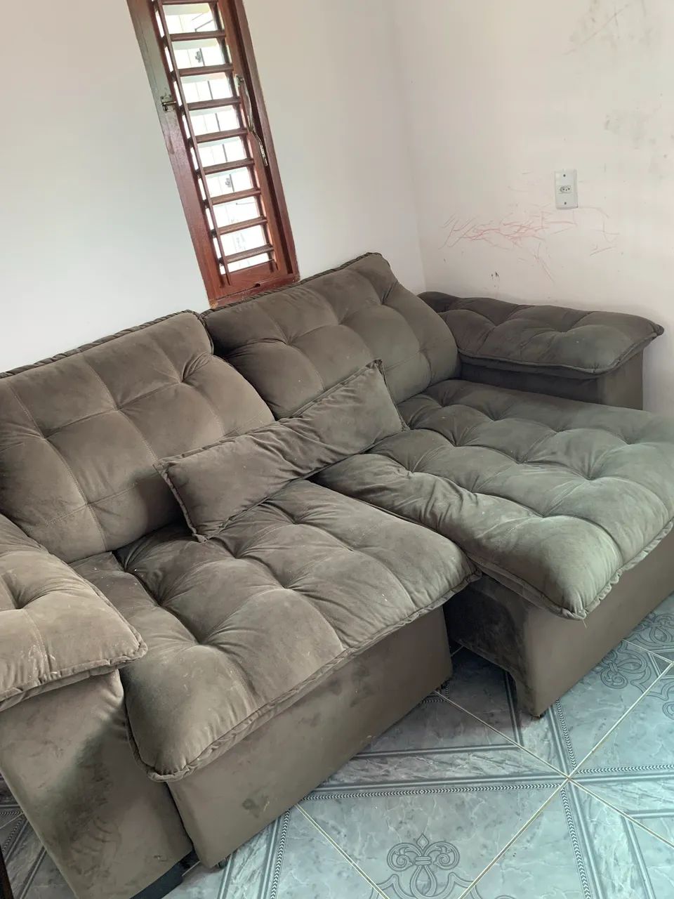 Sofá retrátil Netflix 2m10cm