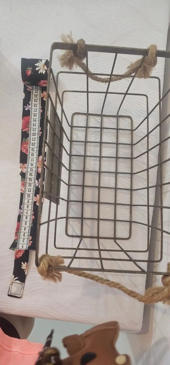Cesta de ferro decorativa morangos - Foto 4