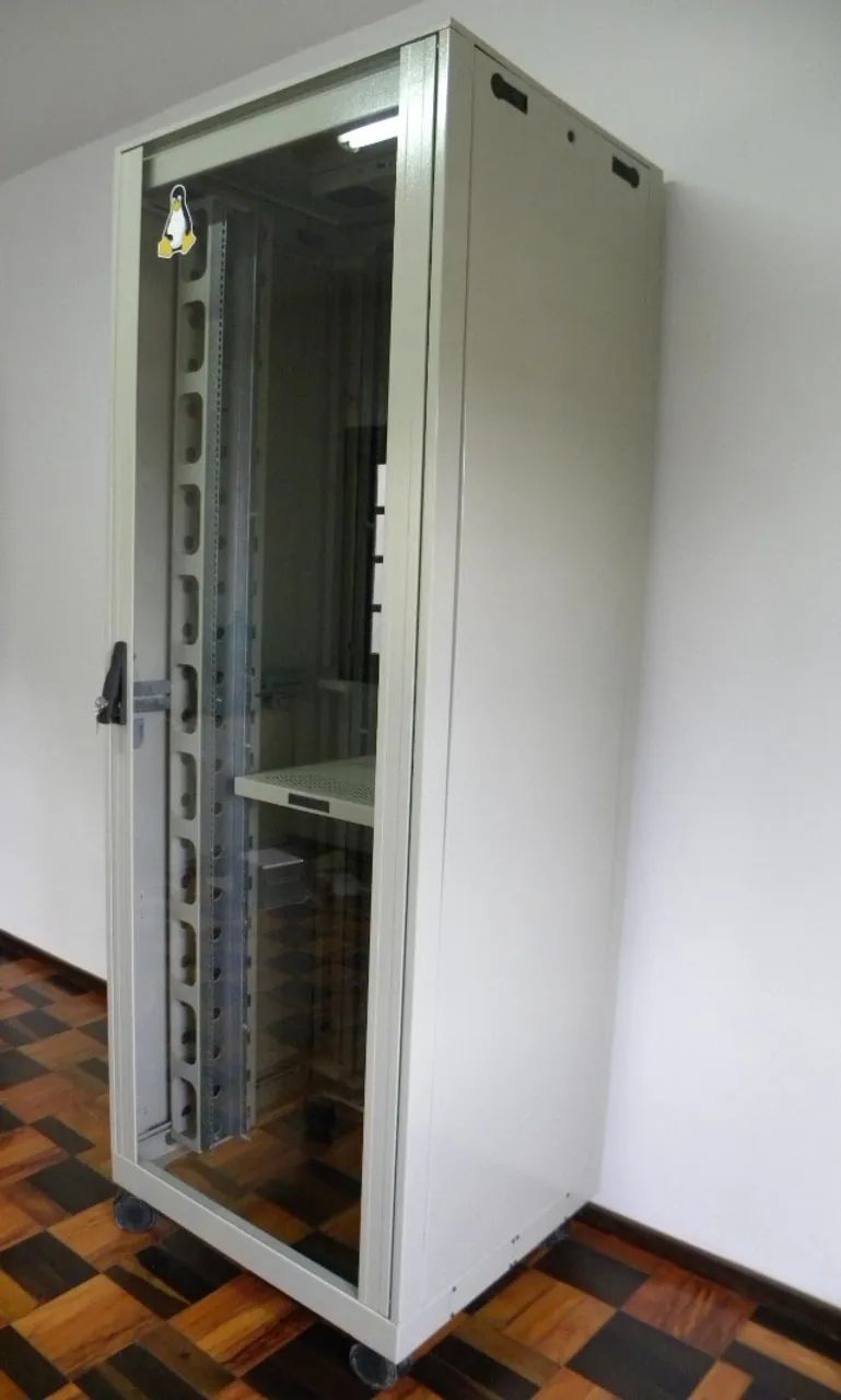 Bastidor rack padrão 46U - usado - Foto 2