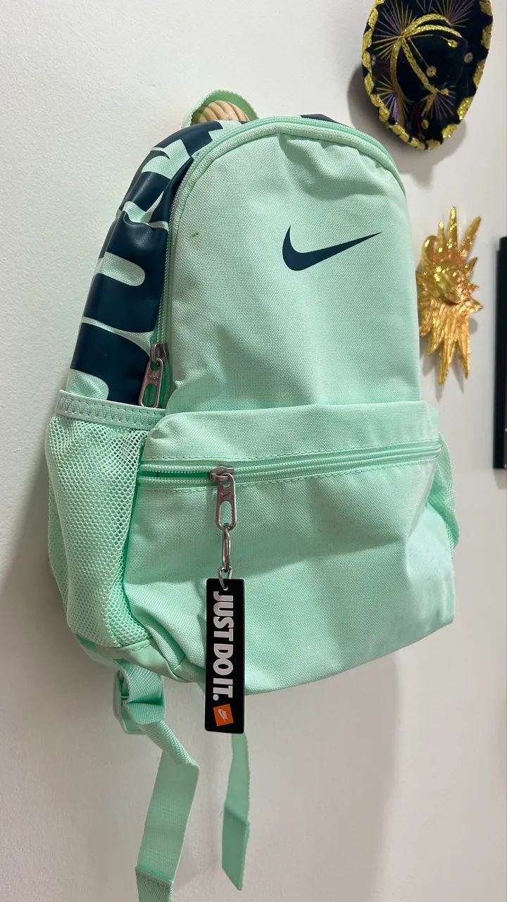 Mochila Nike Mini Colors Verde Agua - Foto 2