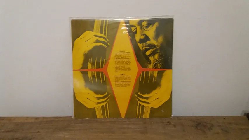 LP - Charles Mingus - Série Gigantes do Jazz - Foto 2