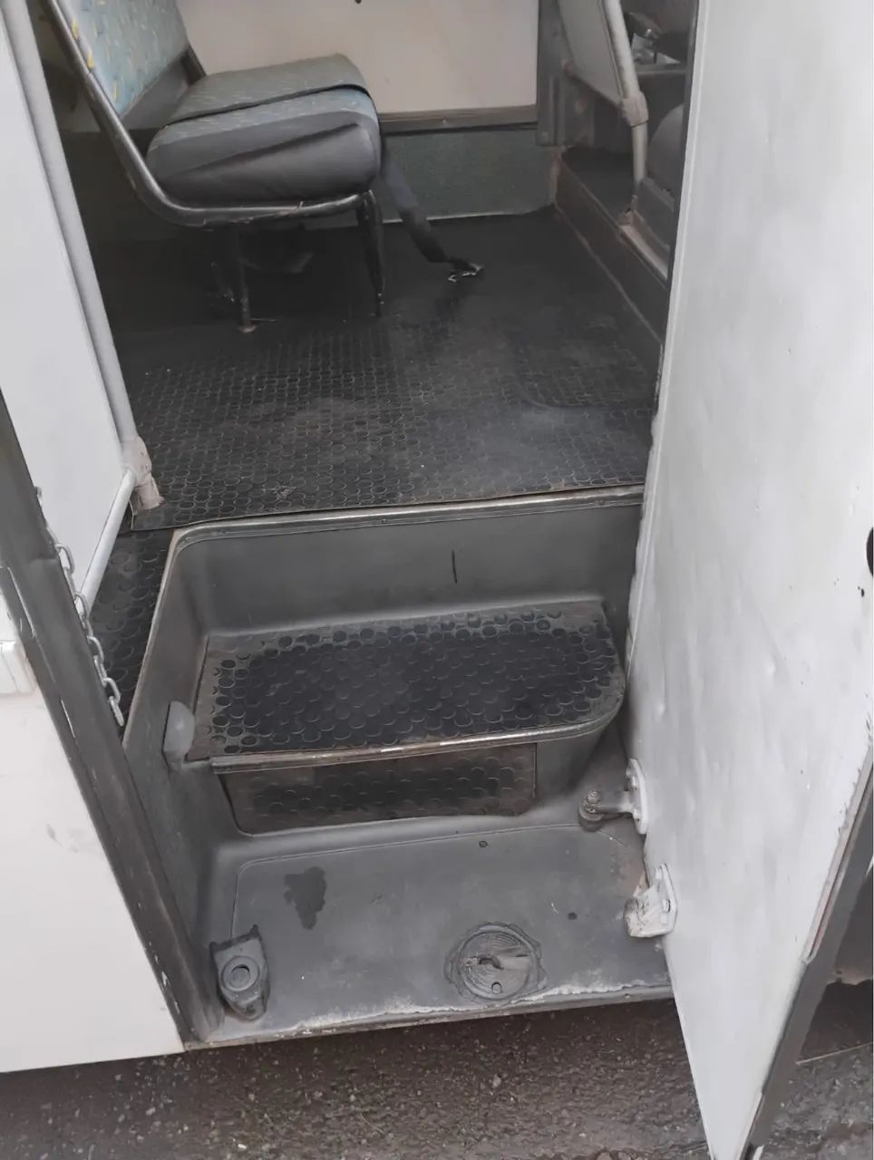 Vendo Micro Ônibus Marcopolo Volare