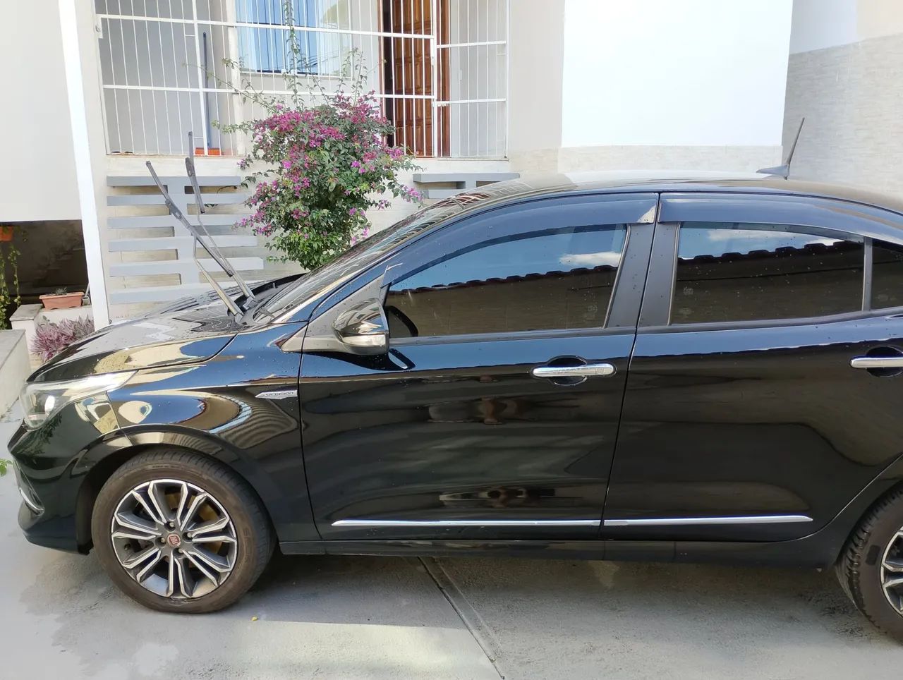 Fiat Cronos Precision 1.8 16V Flex Aut. 2019 - Foto 4