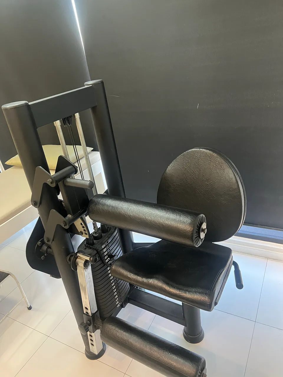 Cadeira flexora e extensora - Foto 4