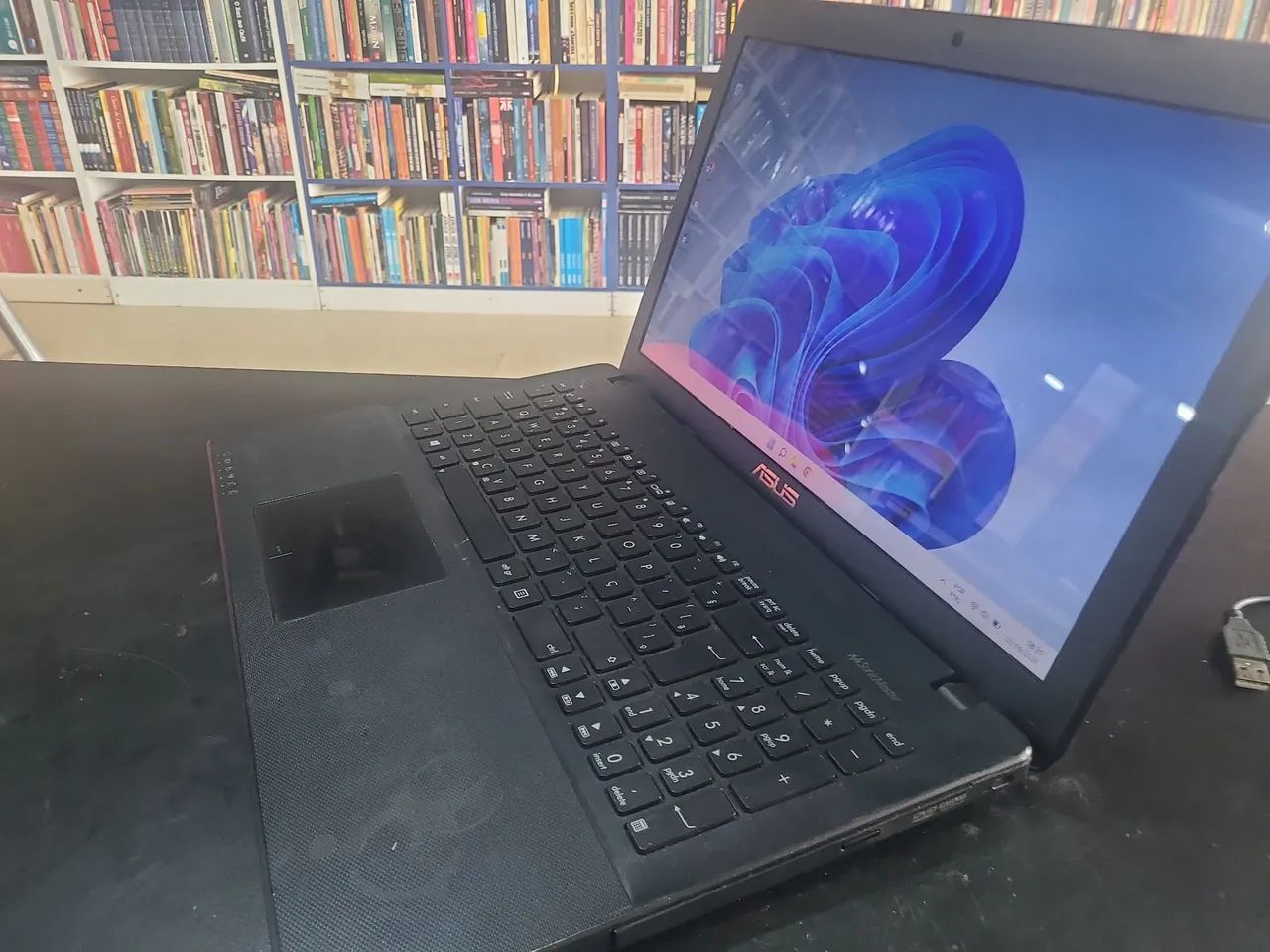 Notebook Asus amd E2 3800 com 8gb ram ssd de 128gb  - Foto 5
