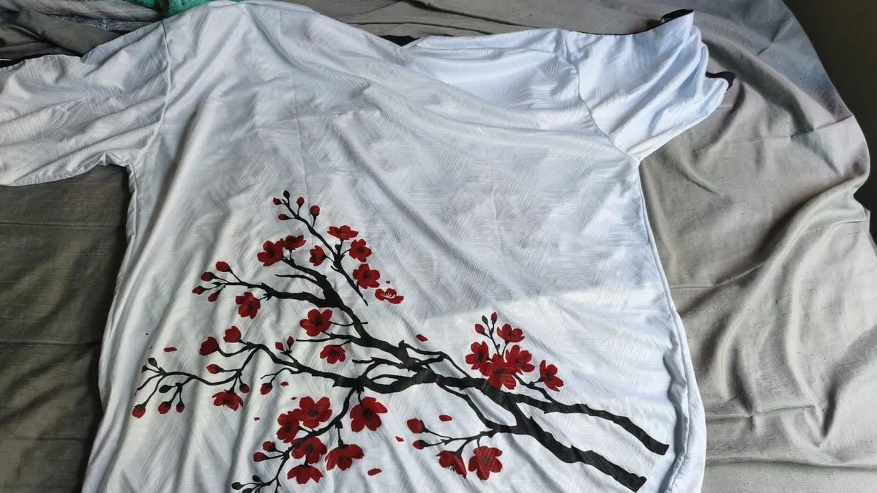 Camisa Berzerk Japão Comam frutas G - Foto 2