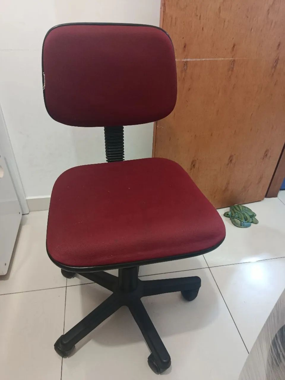 Cadeira escritório com rodinhas