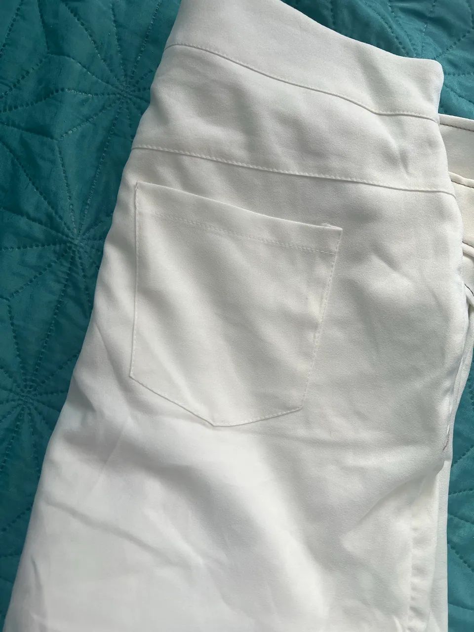 Short branco marca up plus tamanho 46 ao 48 - Foto 3