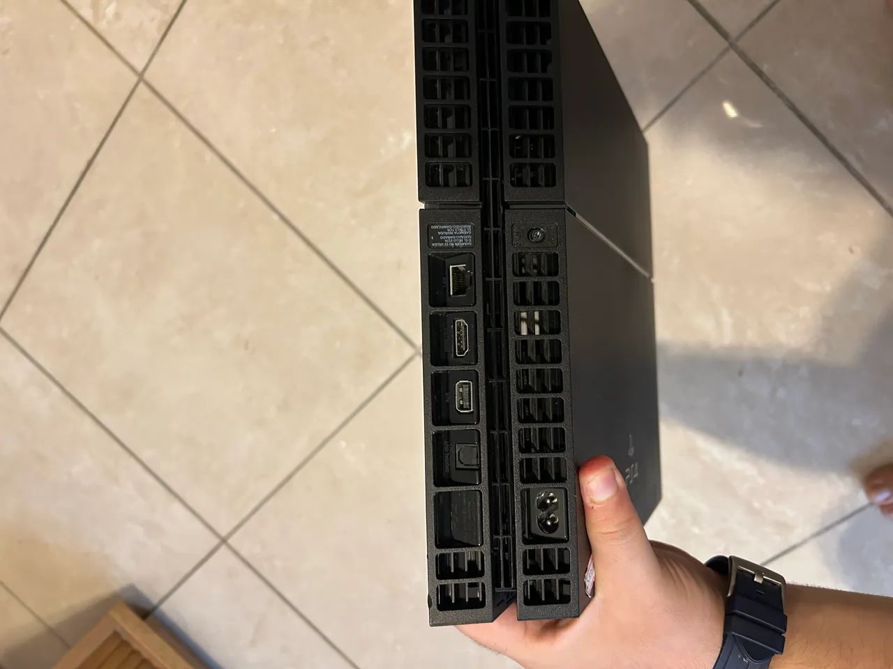 PS4 com defeito + controles - Foto 5