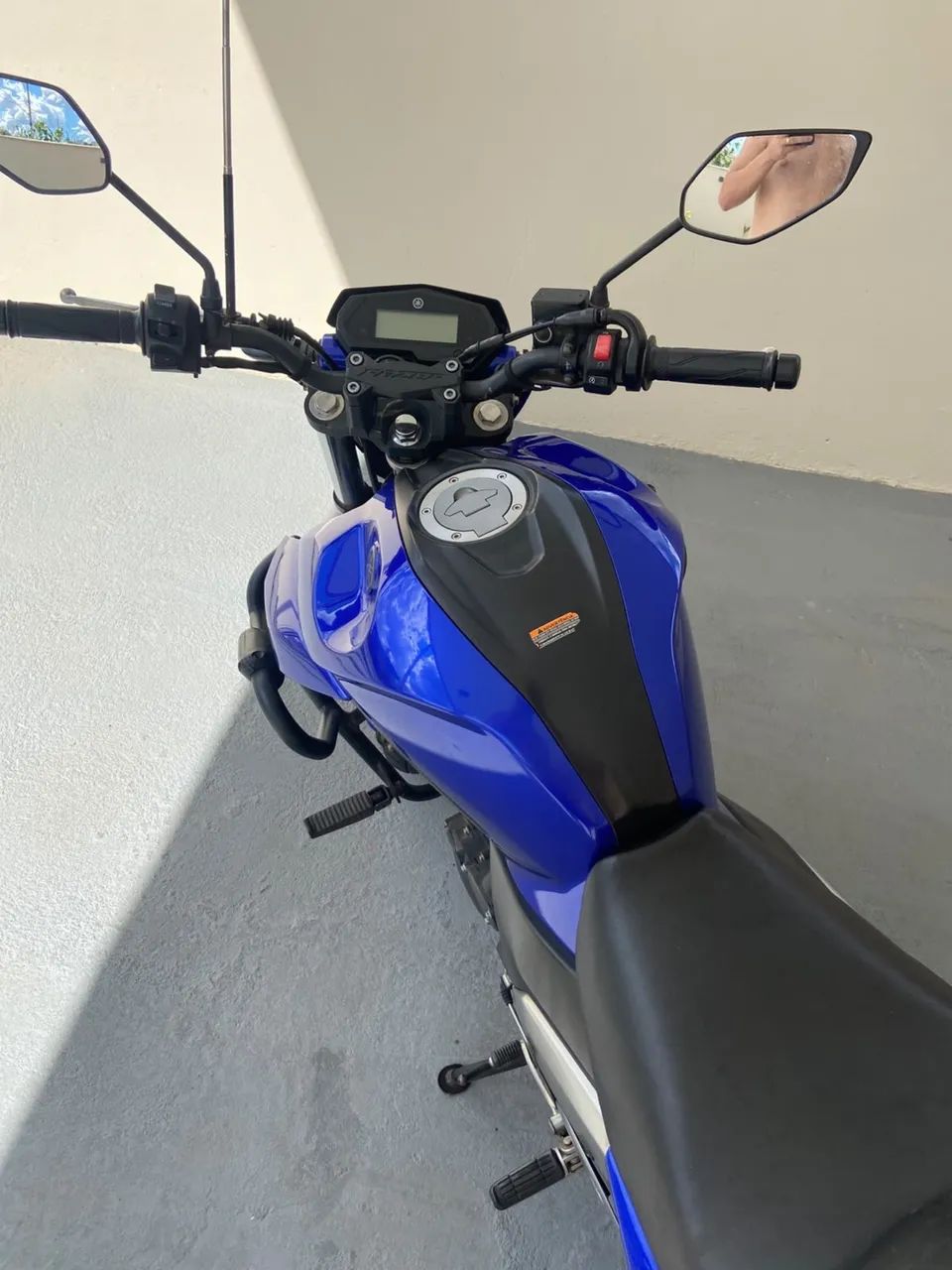 Moto muito nova e baixa quilometragem  - Foto 5