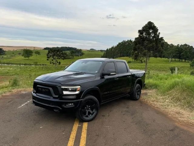 Ram Classic Laramie 5.7 V8 16V Gasolina 4X4 Aut. 2023
