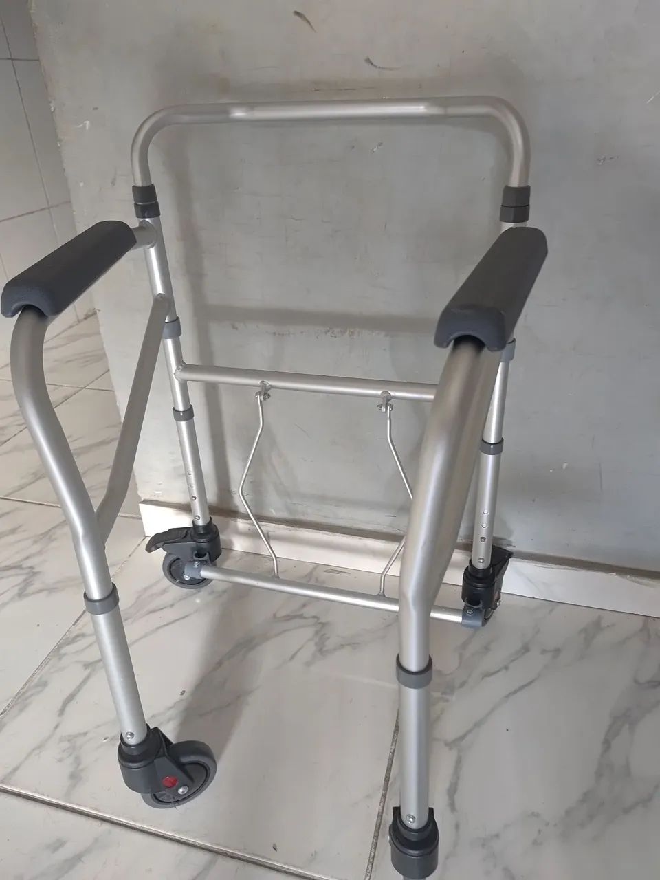 Cadeira de banho  - Foto 2