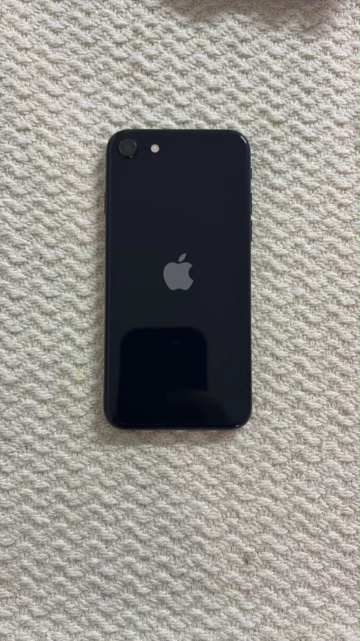 iPhone SE 3 geração 128gb (processador do 14)
