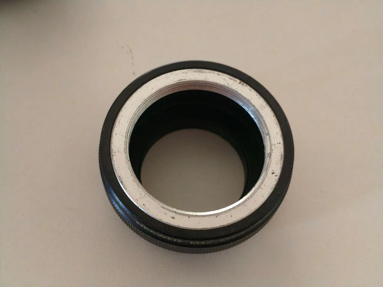 Lente Helios 44m-7 58mm F2 mount M42 + adaptador MFT + parasol