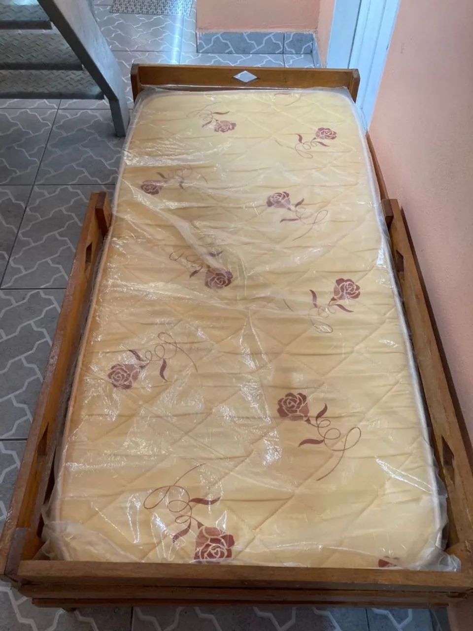 Cama infantil com colchão  - Foto 3