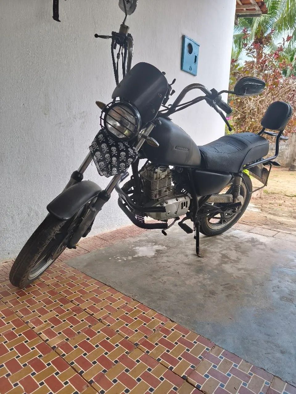 Suzuki intender 125 