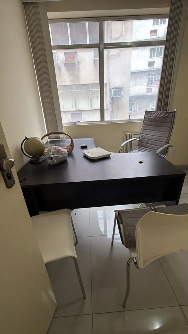 MESA PRETA EM L