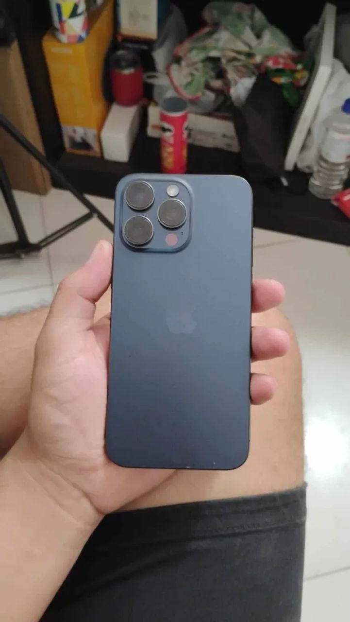 15 pro Max 256GB todo original 