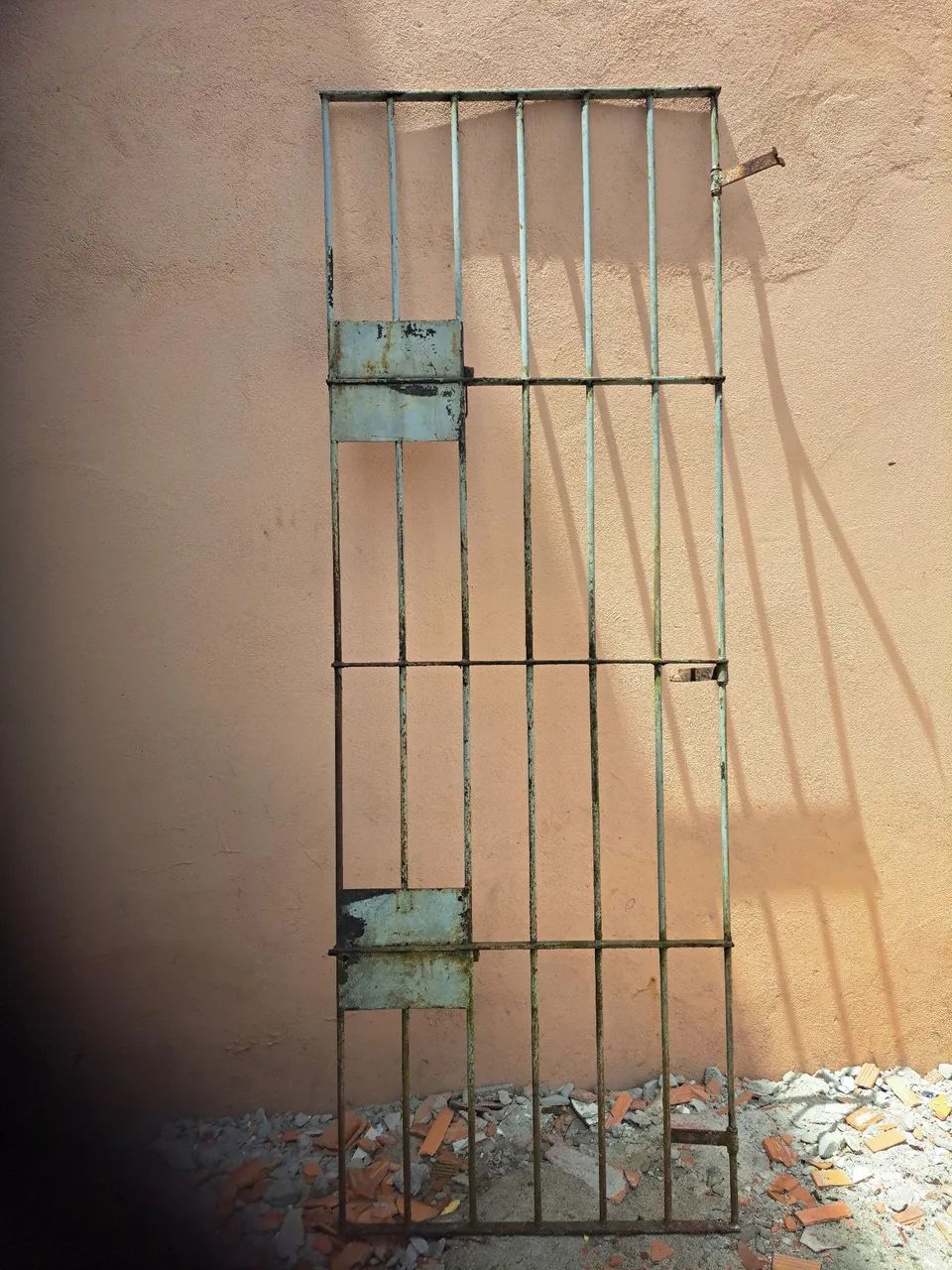 Grade e porta de ferro  - Foto 2