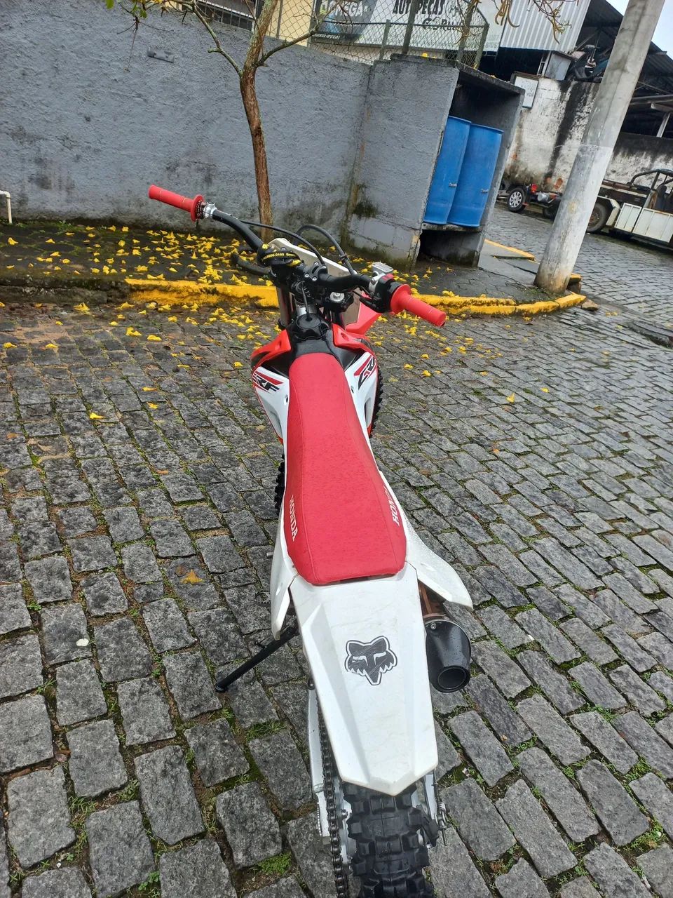 CRF 230 - Foto 2