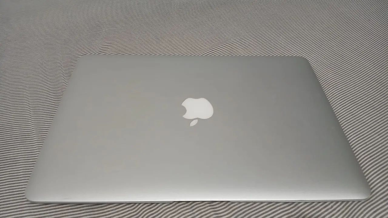 MacBook Air 13? Mid 2013 | Intel i5 | Funcional - Notebooks