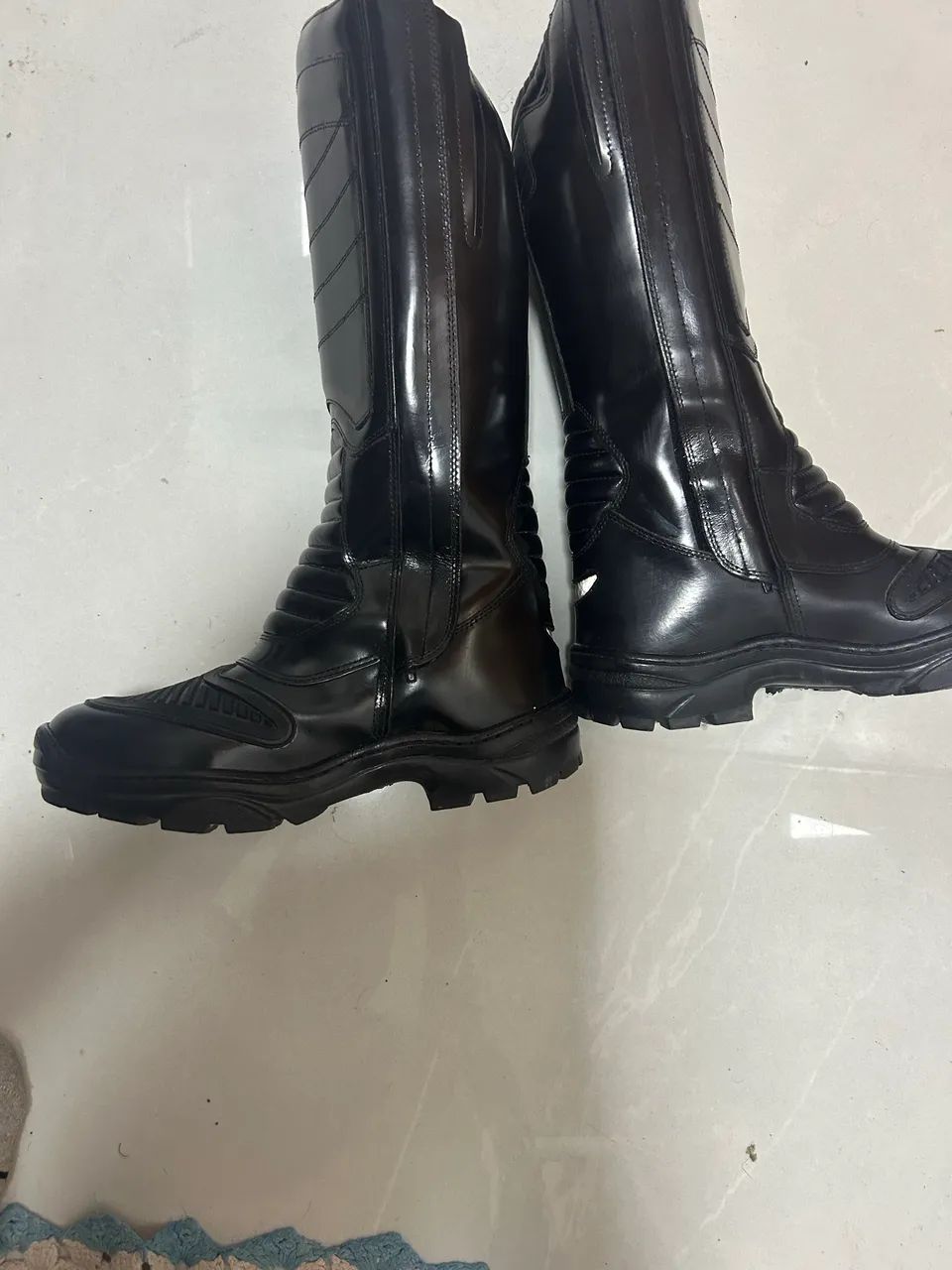bota tática force militar cano alto preta - Foto 2