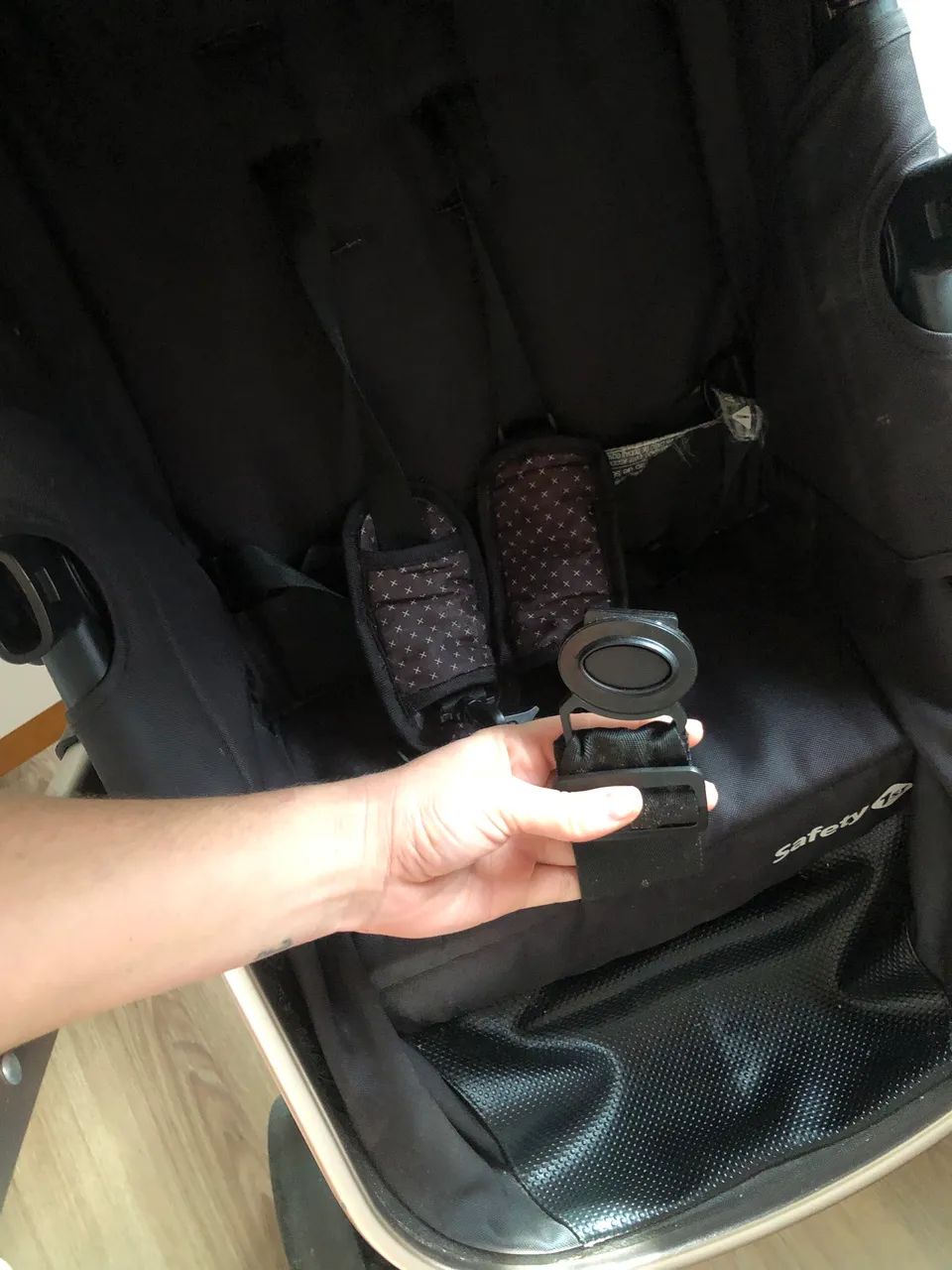 Bebê conforto com base e carrinho de bebê. - Foto 4
