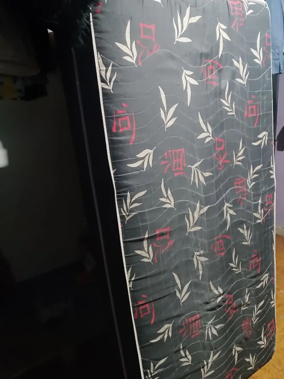 Cama box solteiro c colchão integrado 