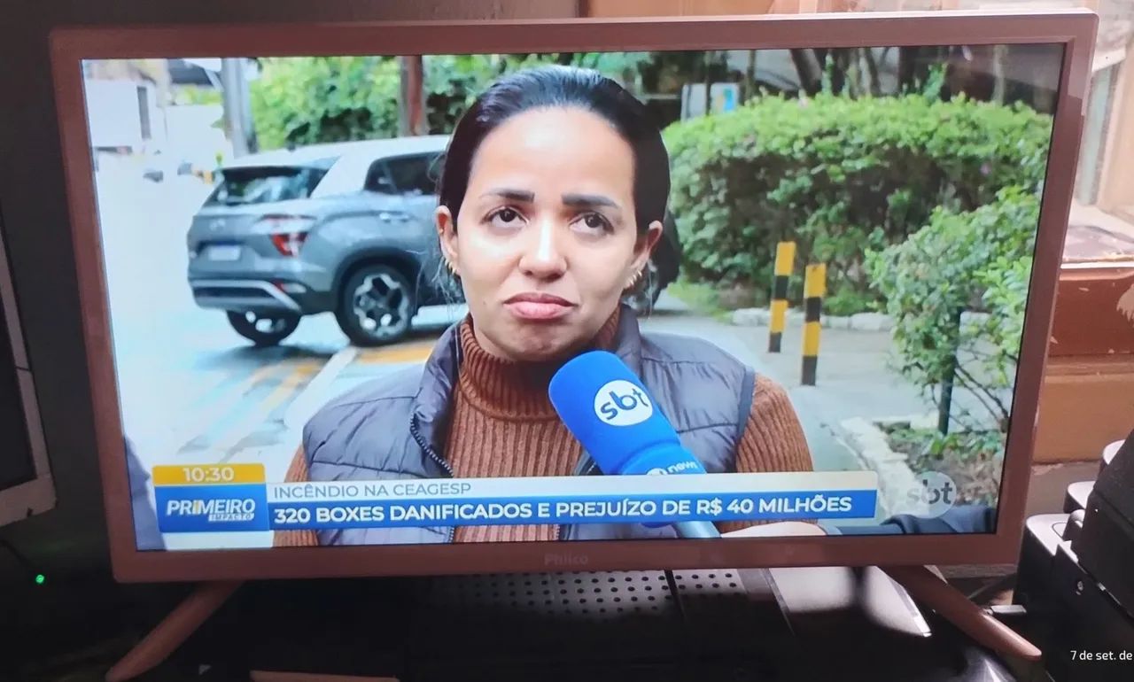 Tv 24 Pol. Philco - Não é smartv 