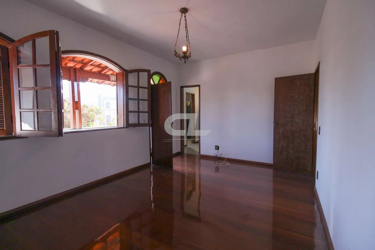 Casa, 4 quartos, 1 suite, 3 vagas - Foto 2