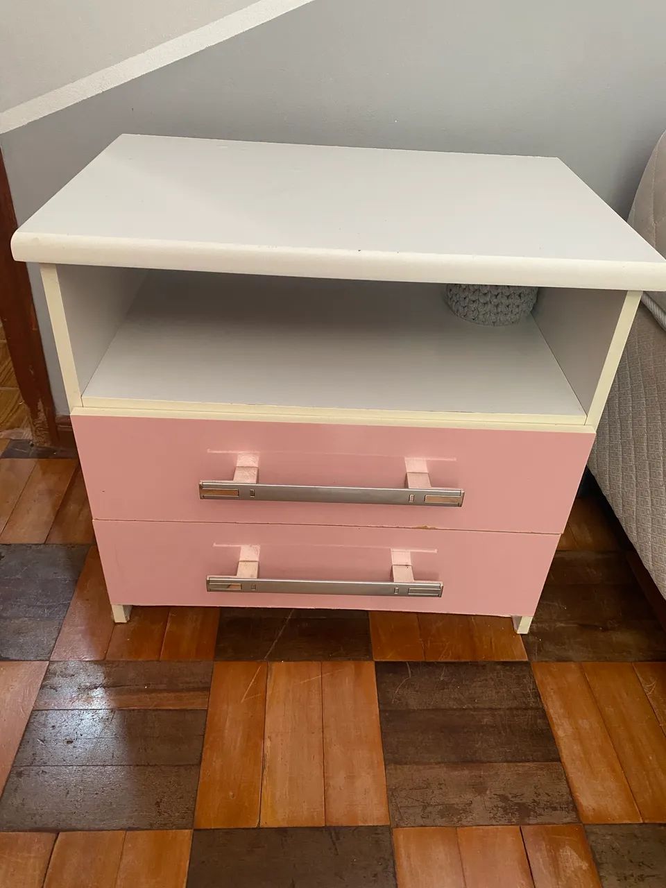 Mesa de cabeceira 