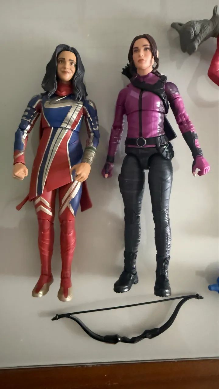 2 action figures + Bafs Marvel Legends - Foto 2