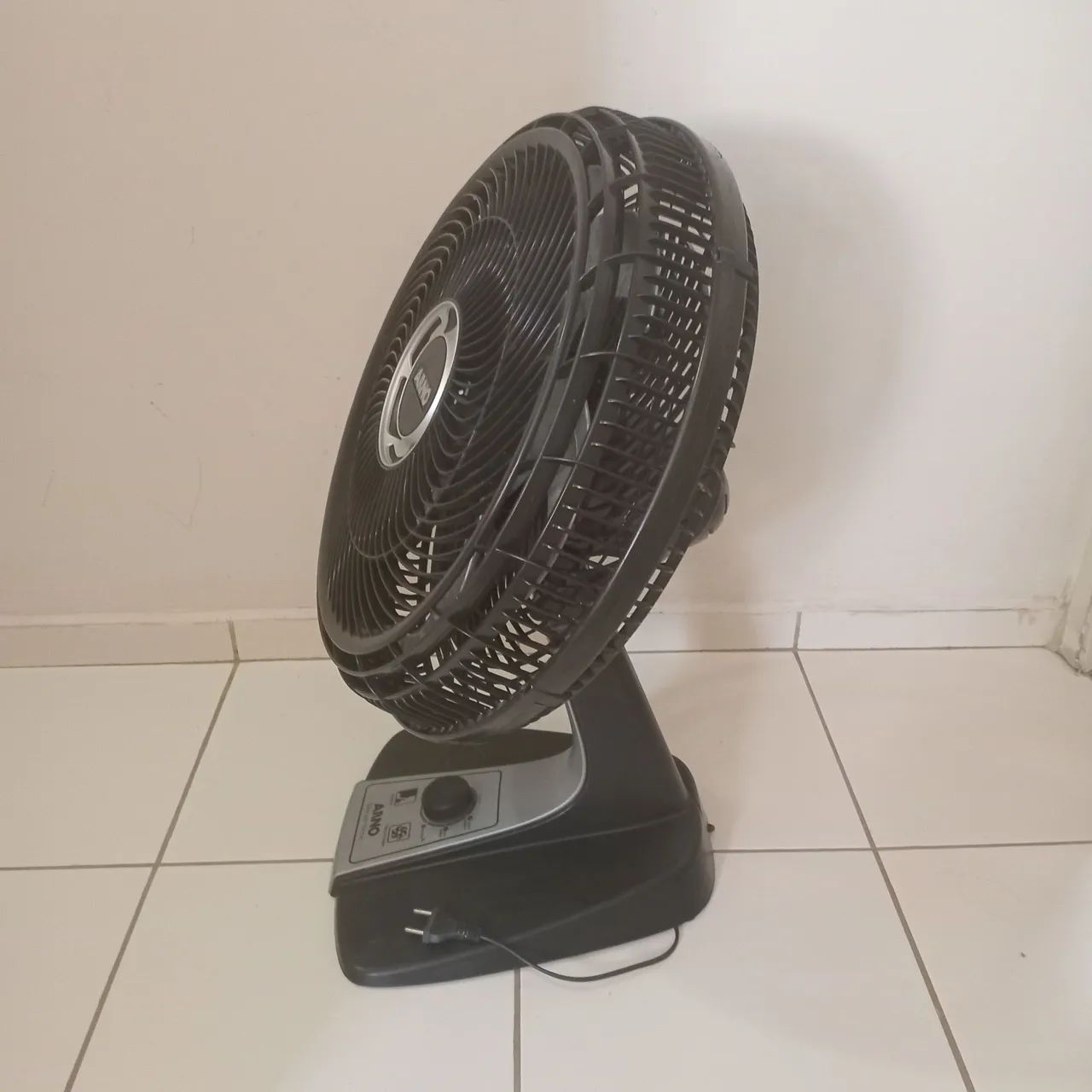Ventilador Arno Silencie force. 110V - Foto 3